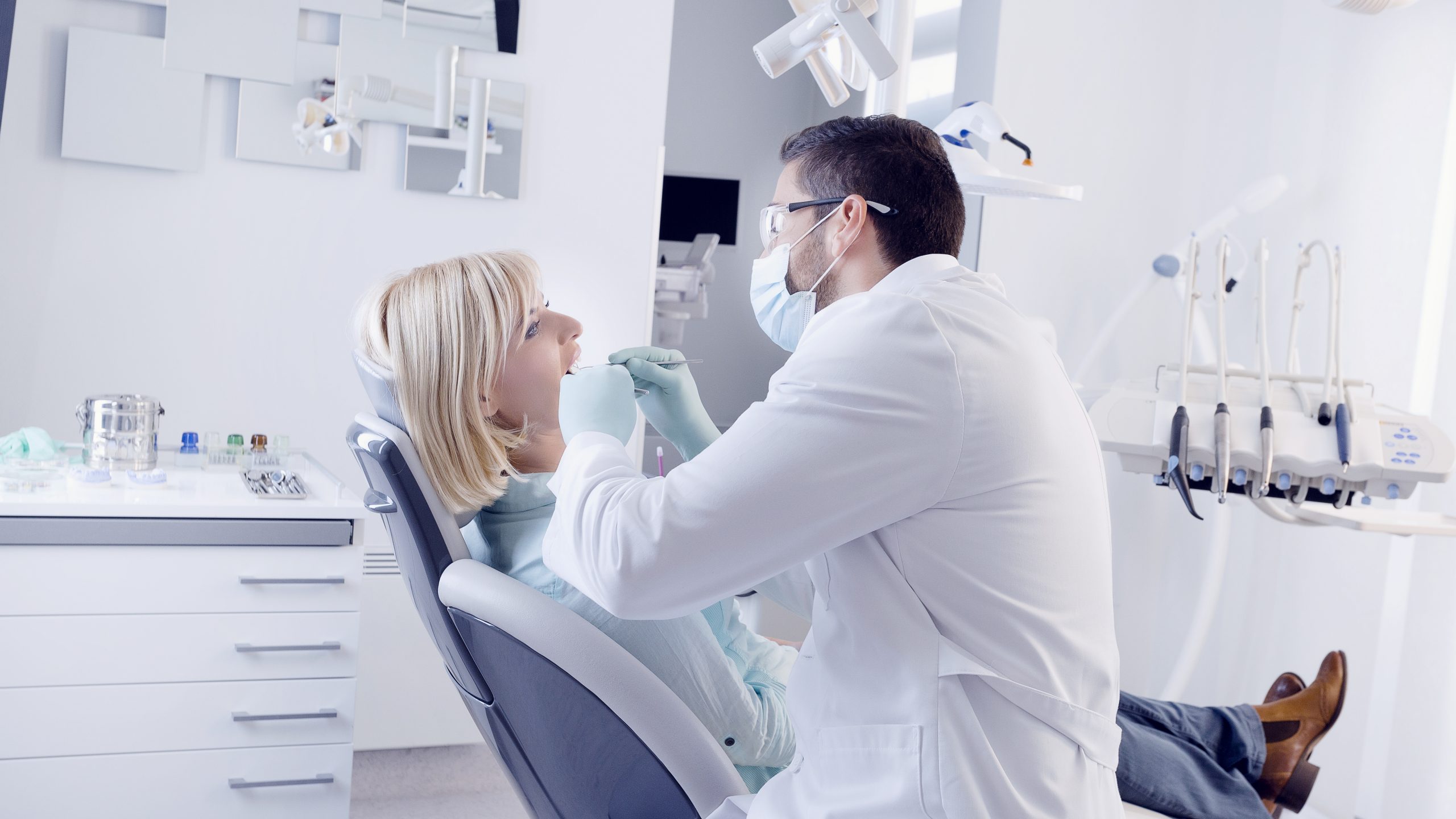 Dentist in Warren, OR